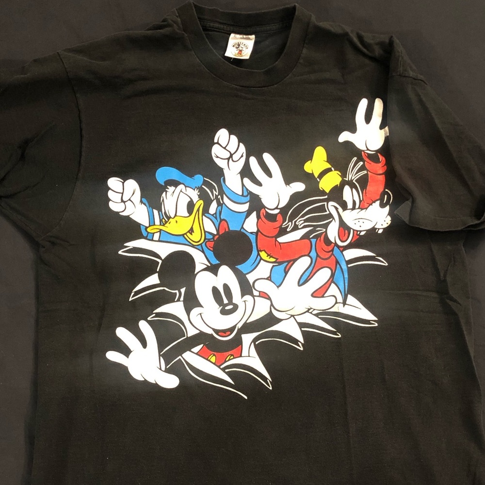 RARE VINTAGE Walt Disney Mickey Mouse T-Shirt